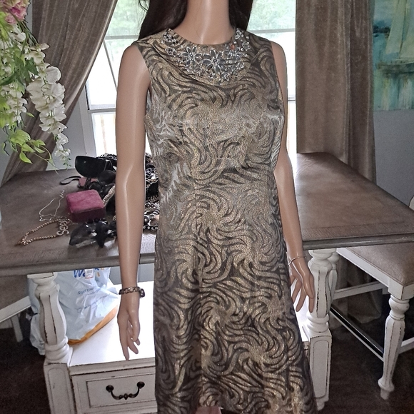 COPY - Central Falls dress, size 6 - Picture 5 of 10